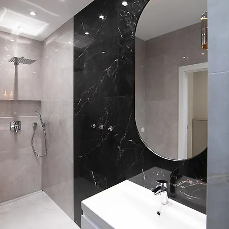 Apartament2 Bulwar Staromiejski Stare Centrum ヴロツワフ