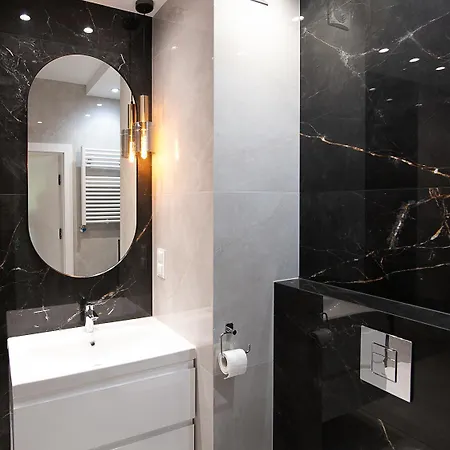 アパート Apartament2 Bulwar Staromiejski Stare Centrum ヴロツワフ